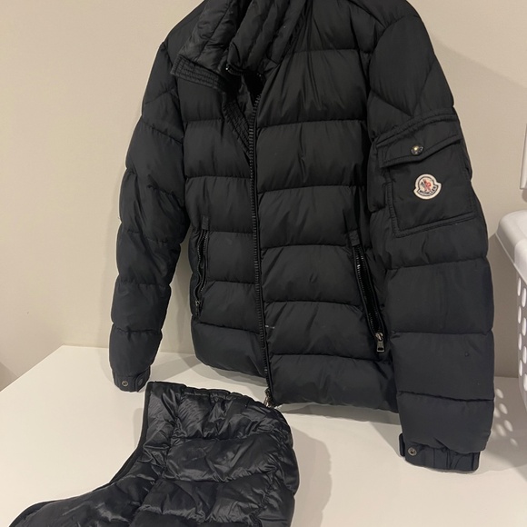 Moncler jacket - Picture 2 of 9